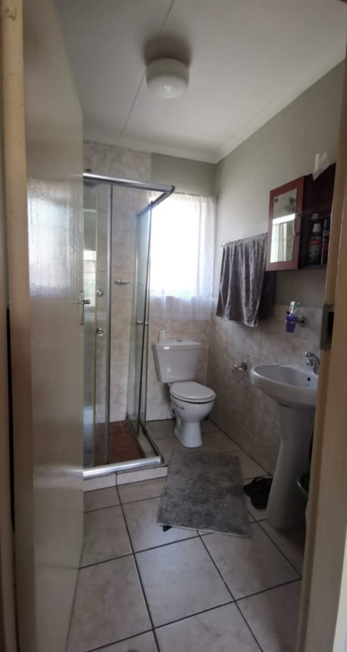2 Bedroom Property for Sale in Vaalpark Free State